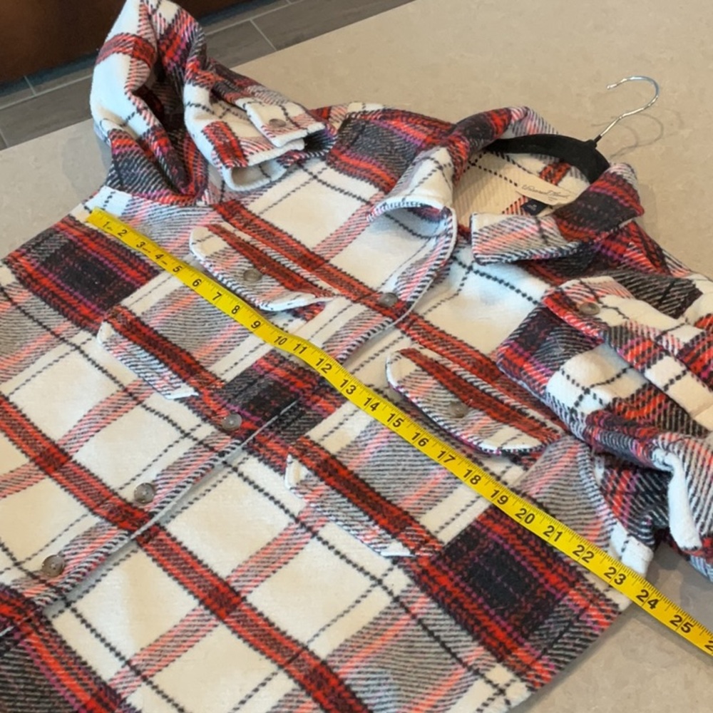 Universal Thread Shacket - image 6